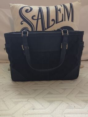 Vintage Y2K Coach Black Tote Handbag with Gold Hardware